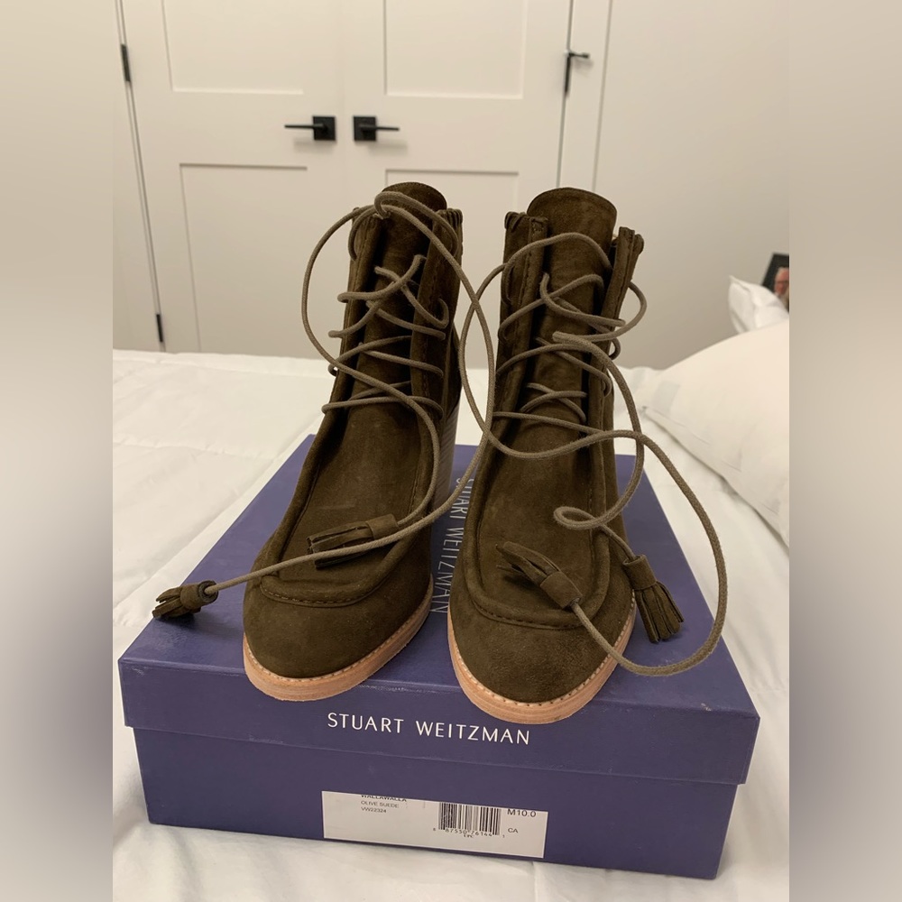 Stuart Weitzman Authentic Wallawalla Booties size 10